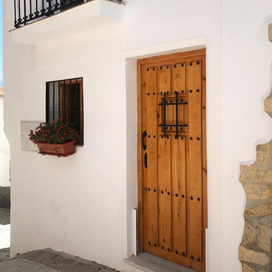 Alquiler Rural Cutar, Casa Robles Villa Exterior photo